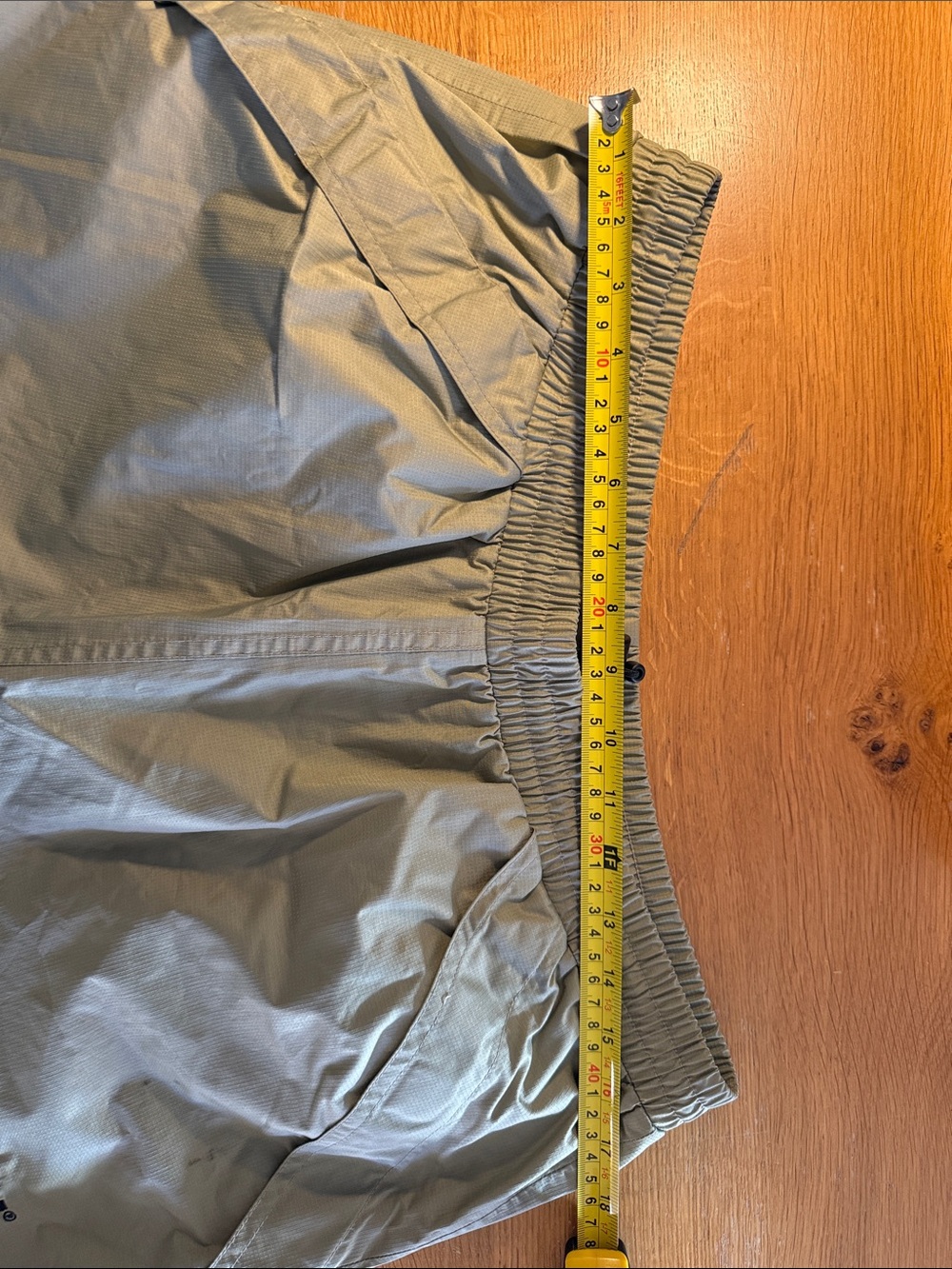 Helly Hansen Men's Khaki Cargo Outdoor Pants - Picture 4 of 5